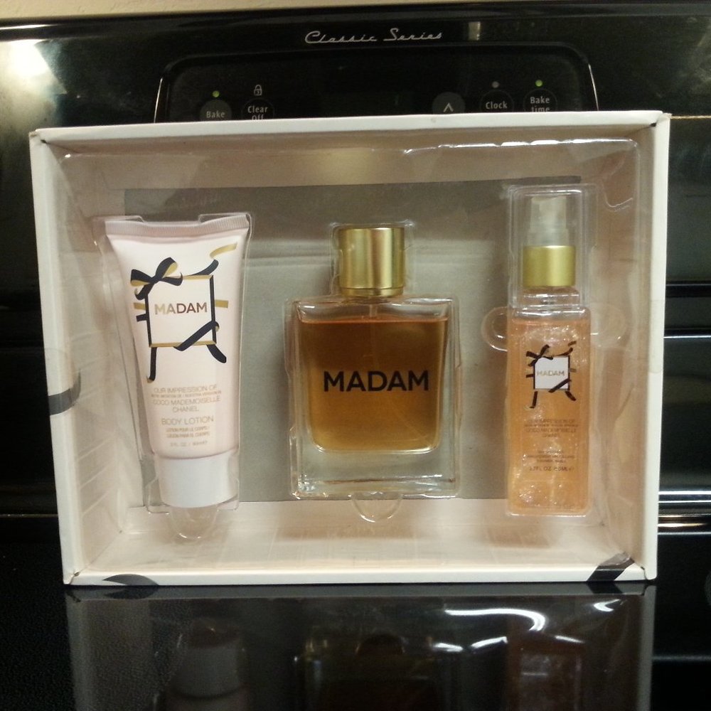 Perfume  Mademoselle Impression Scent set